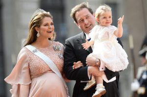 LKS 20150613 agz916; (L to R) Sweden's Princess Madeleine, Christopher O'Neill and Princess Leonore arrive for the wedding of Sweden's Crown Prince Carl Philip and Sofia Hellqvist at Stockholm Palace on June 13, 2015. LEHTIKUVA / AFP PHOTO / JONATHAN NACKSTRAND